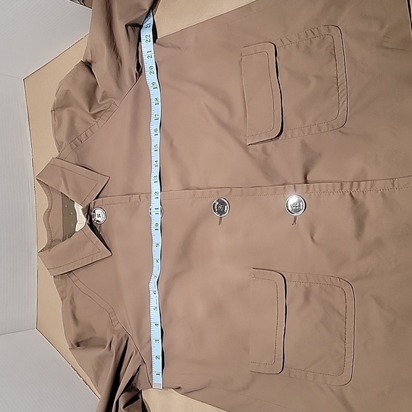 Michael Kors, SIze 10 Beige / Khaki Jacket, A-Line Style, Excellent Used Cond. - Picture 6 of 11